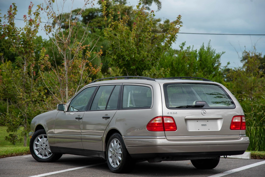 1999 Mercedes-Benz W210 E-Class - Image 12 of 31