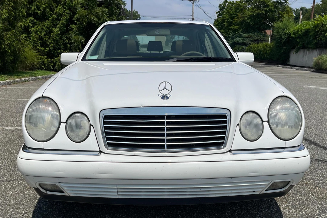 1999 Mercedes-Benz W210 E-Class - Image 2 of 31