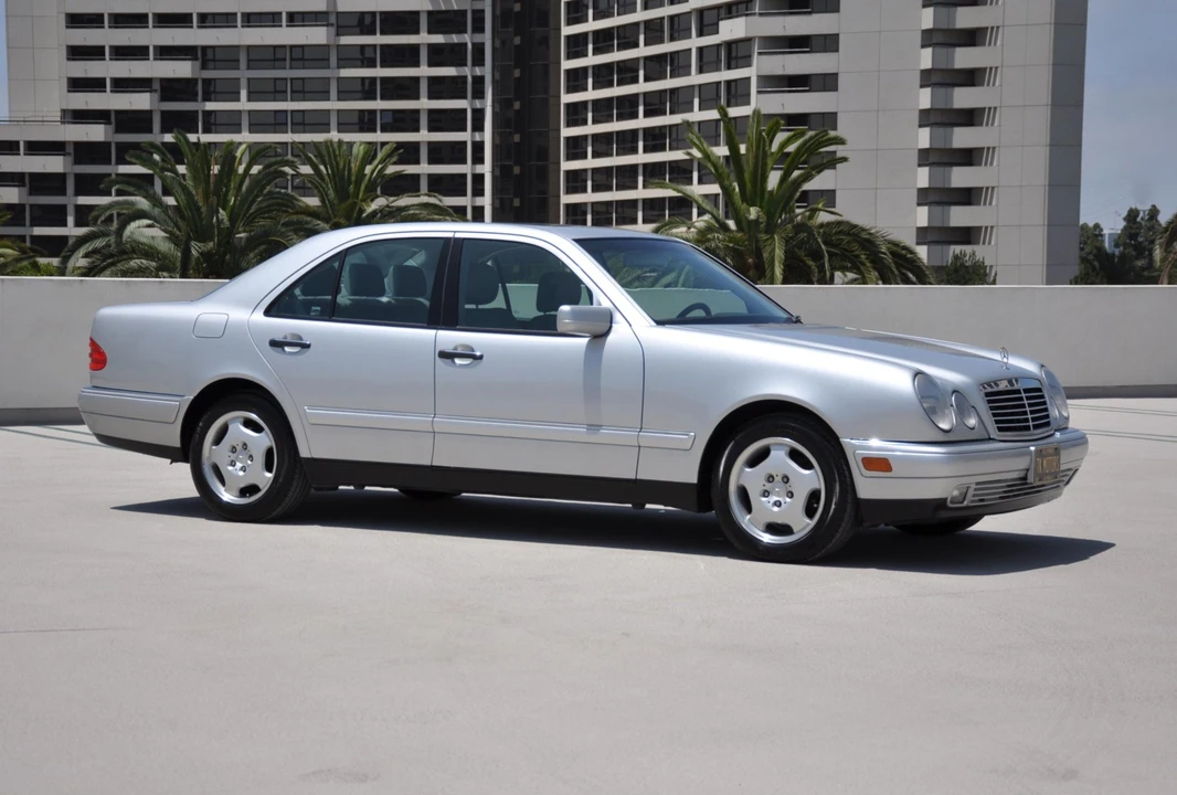 1999 Mercedes-Benz W210 E-Class - Image 3 of 31