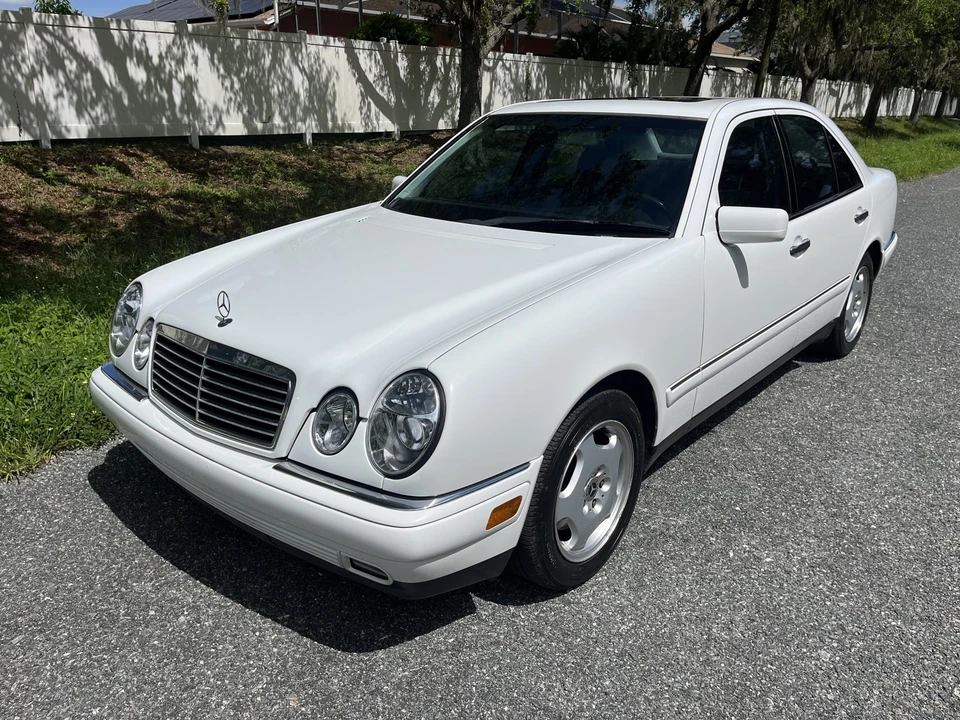 1999 Mercedes-Benz W210 E-Class - Image 2 of 31