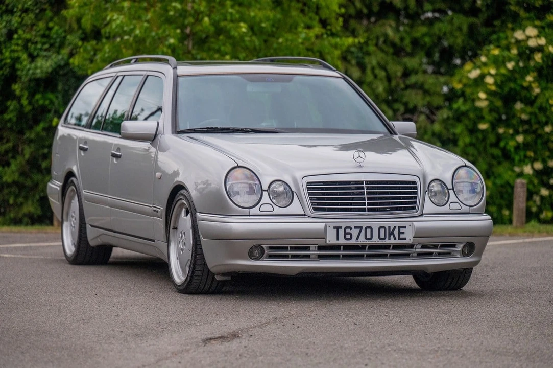 1999 Mercedes-Benz W210 E 36 & E 50 & E 55 & E 60 AMG - Image 2 of 31