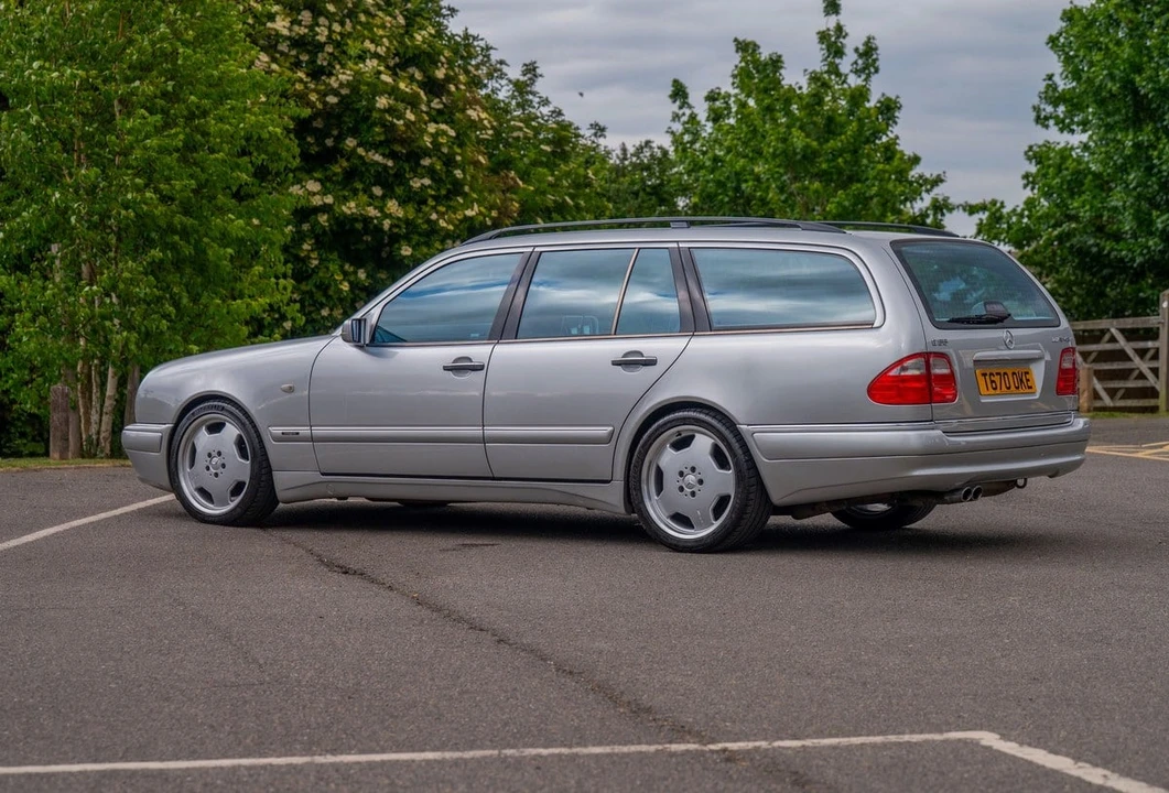 1999 Mercedes-Benz W210 E 36 & E 50 & E 55 & E 60 AMG - Image 17 of 31