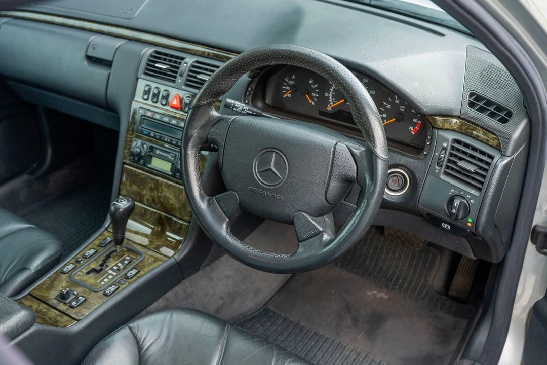 1999 Mercedes-Benz W210 E 36 & E 50 & E 55 & E 60 AMG - Image 24 of 31