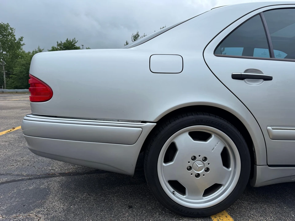 1999 Mercedes-Benz W210 E 36 & E 50 & E 55 & E 60 AMG - Image 30 of 31