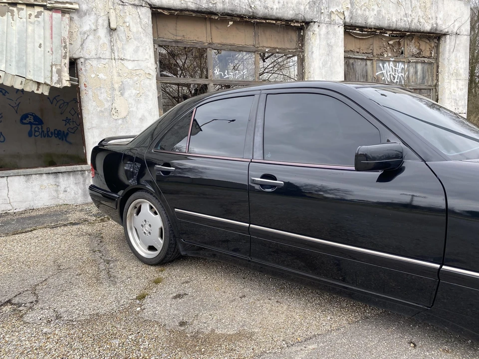1999 Mercedes-Benz W210 E 36 & E 50 & E 55 & E 60 AMG - Image 30 of 31