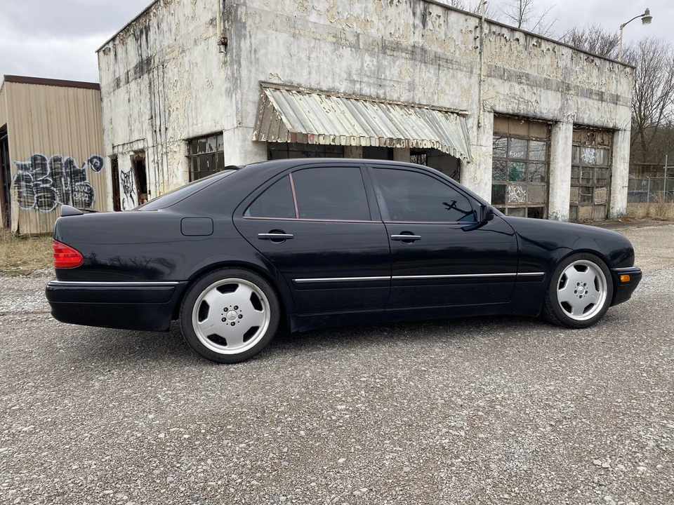 1999 Mercedes-Benz W210 E 36 & E 50 & E 55 & E 60 AMG - Image 11 of 31