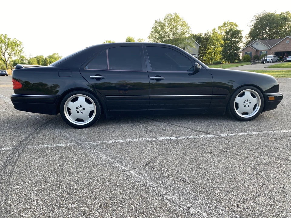 1999 Mercedes-Benz W210 E 36 & E 50 & E 55 & E 60 AMG - Image 12 of 31