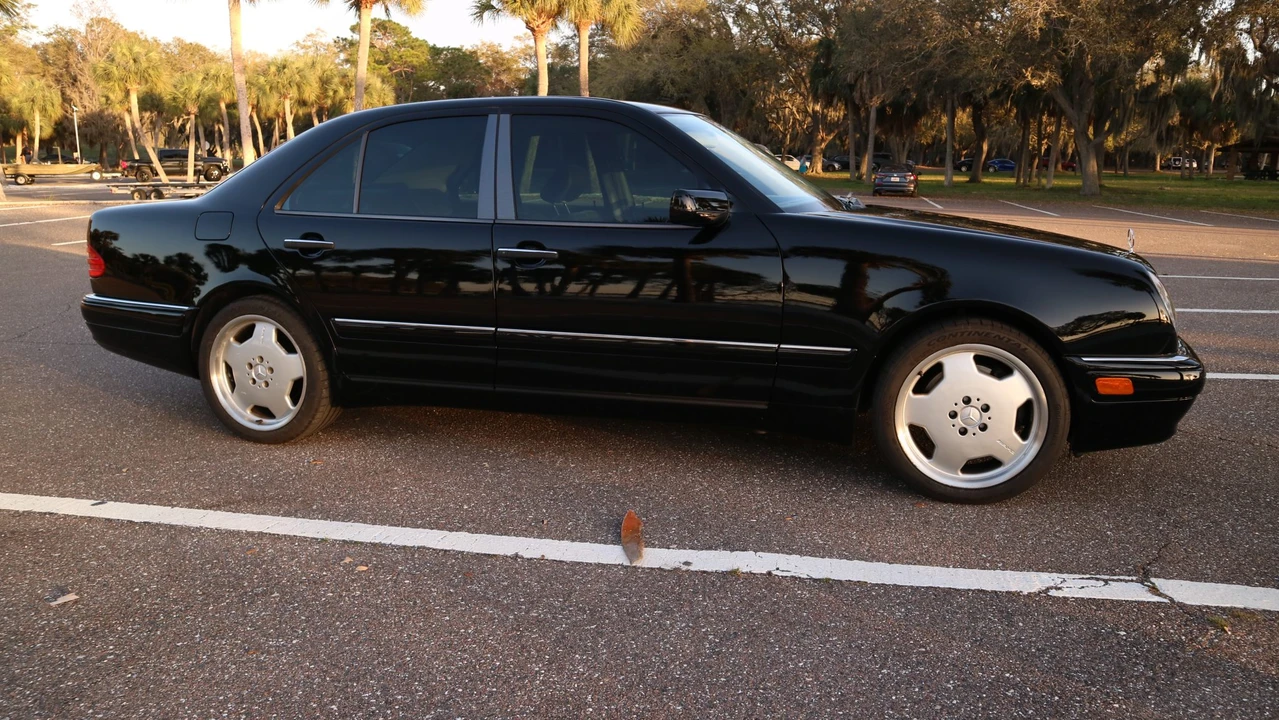 1999 Mercedes-Benz W210 E 36 & E 50 & E 55 & E 60 AMG - Image 24 of 31