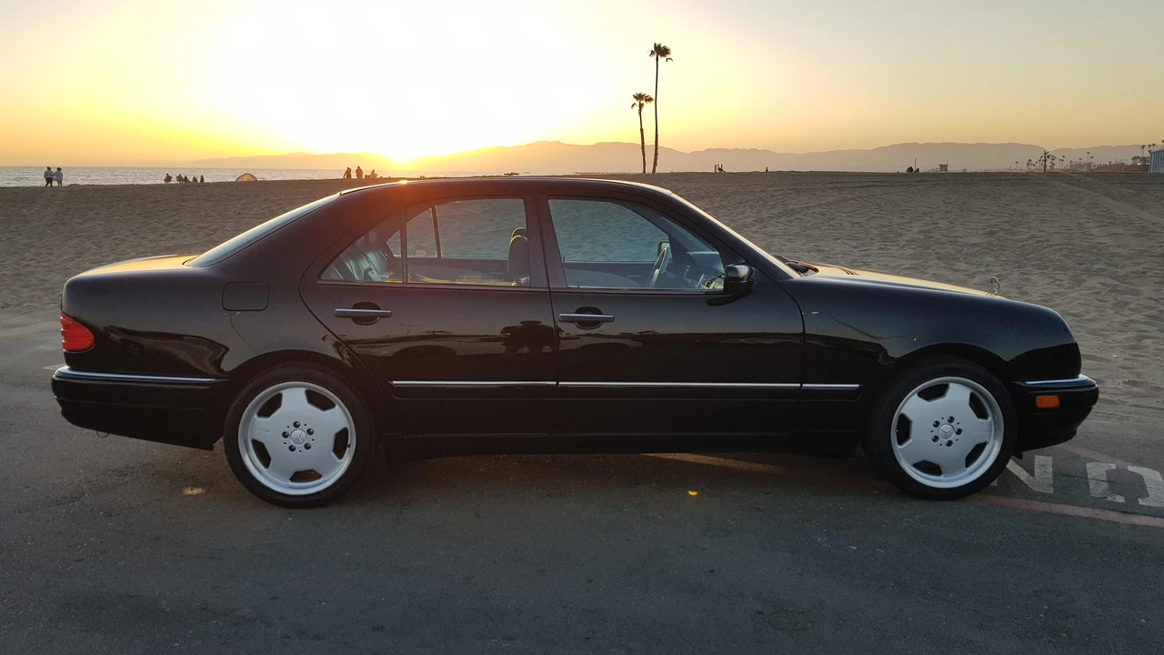 1999 Mercedes-Benz W210 E 36 & E 50 & E 55 & E 60 AMG - Image 19 of 31