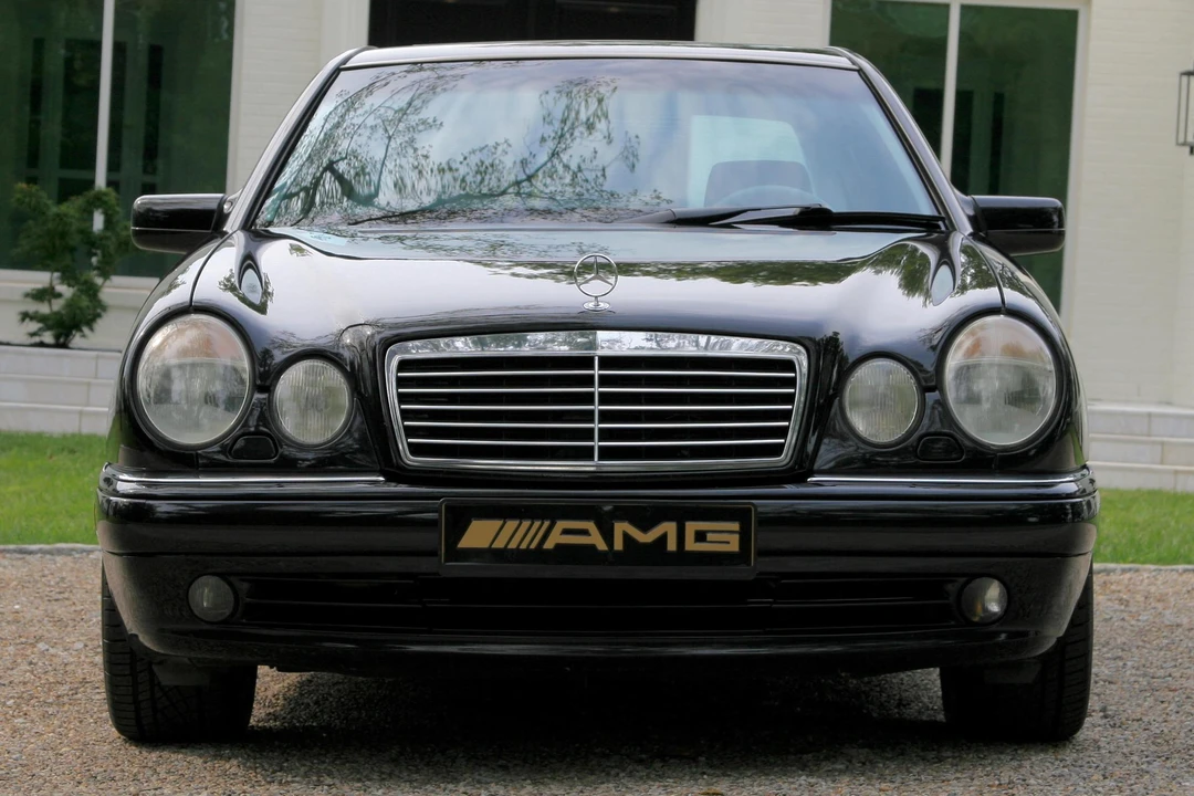 1999 Mercedes-Benz W210 E 36 & E 50 & E 55 & E 60 AMG - Image 2 of 31