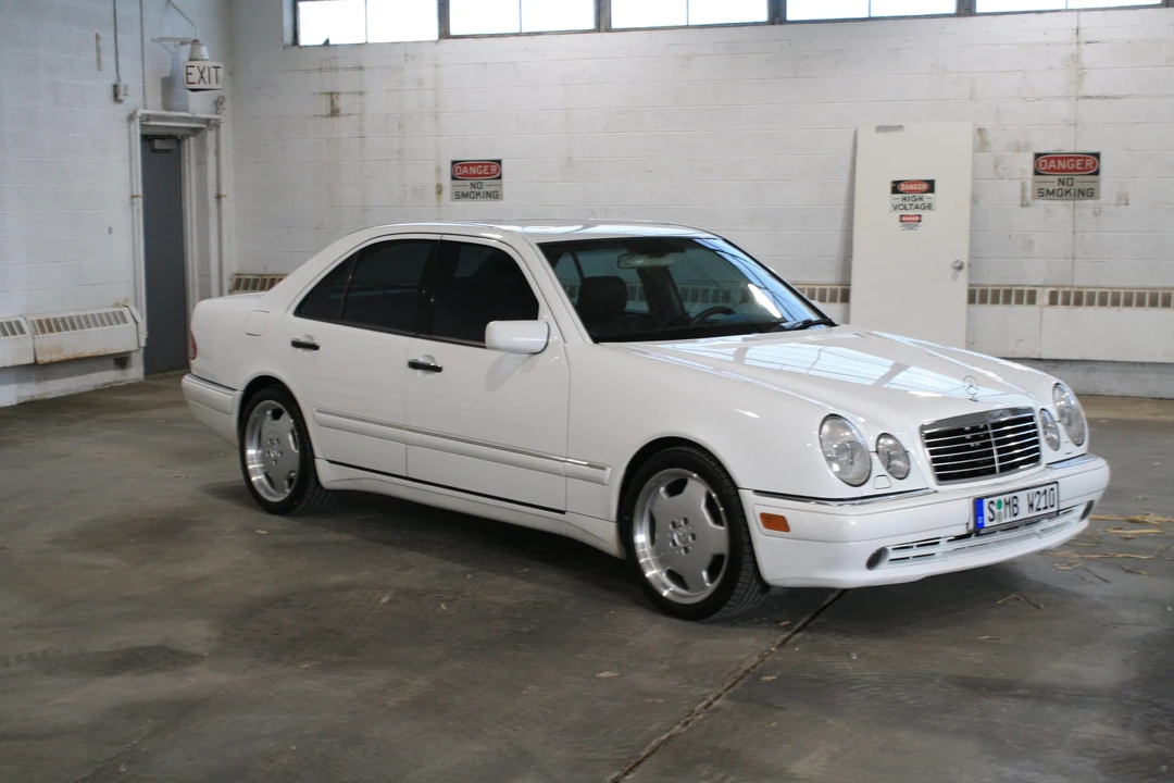 1999 Mercedes-Benz W210 E 36 & E 50 & E 55 & E 60 AMG - Image 8 of 31
