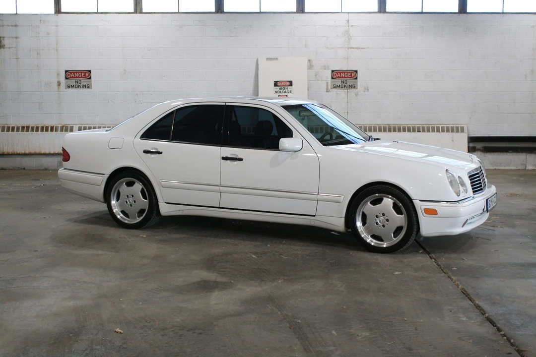 1999 Mercedes-Benz W210 E 36 & E 50 & E 55 & E 60 AMG - Image 13 of 31