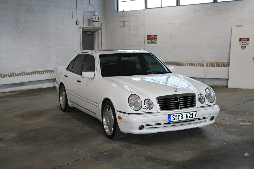 1999 Mercedes-Benz W210 E 36 & E 50 & E 55 & E 60 AMG - Image 11 of 31