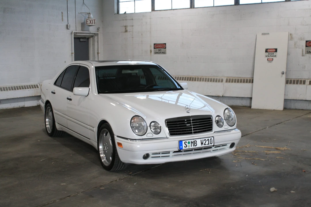 1999 Mercedes-Benz W210 E 36 & E 50 & E 55 & E 60 AMG - Image 12 of 31