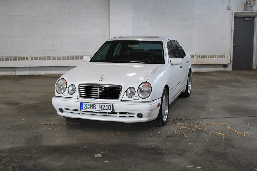 1999 Mercedes-Benz W210 E 36 & E 50 & E 55 & E 60 AMG - Image 2 of 31
