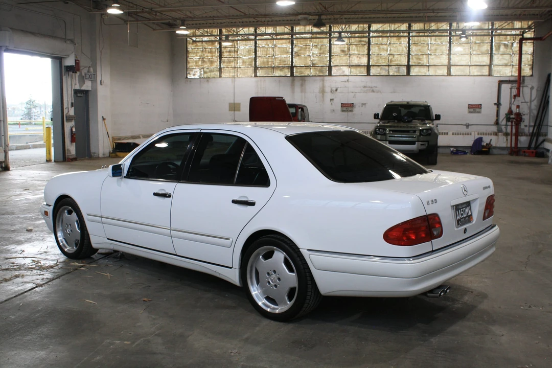 1999 Mercedes-Benz W210 E 36 & E 50 & E 55 & E 60 AMG - Image 23 of 31