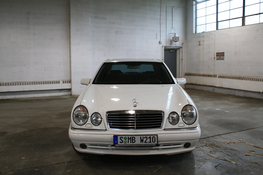 1999 Mercedes-Benz W210 E 36 & E 50 & E 55 & E 60 AMG - Image 6 of 31