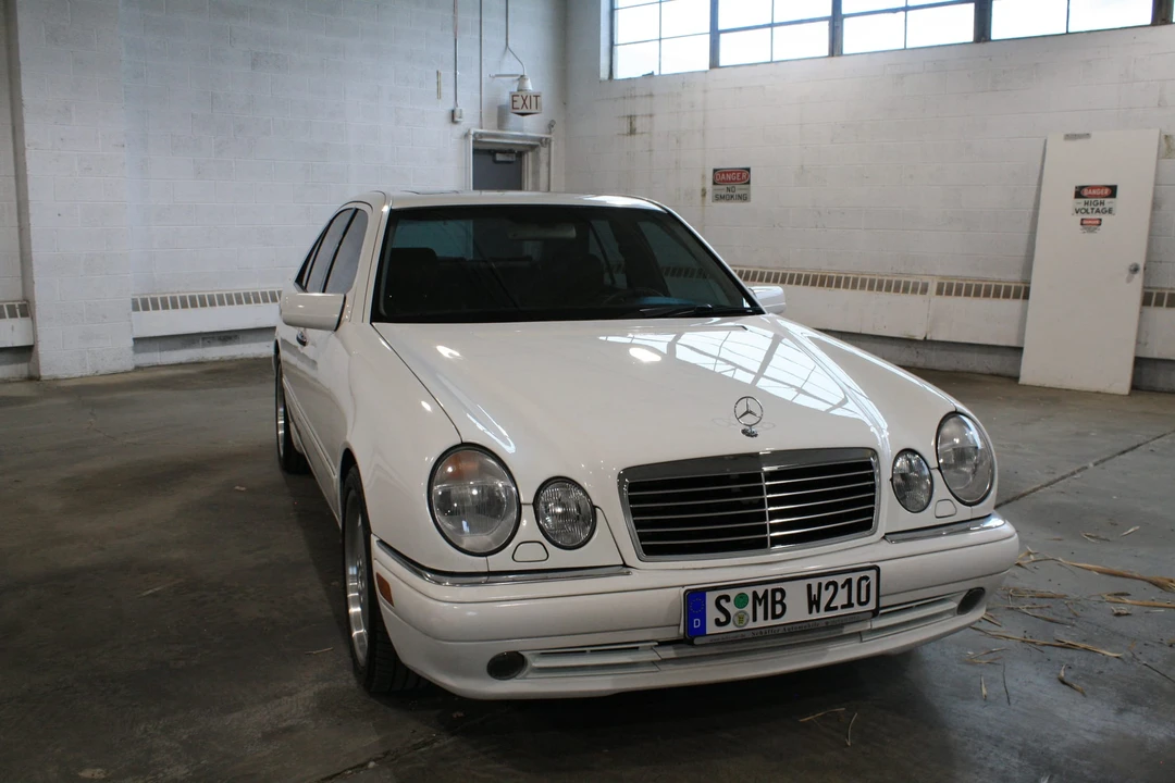 1999 Mercedes-Benz W210 E 36 & E 50 & E 55 & E 60 AMG - Image 10 of 31