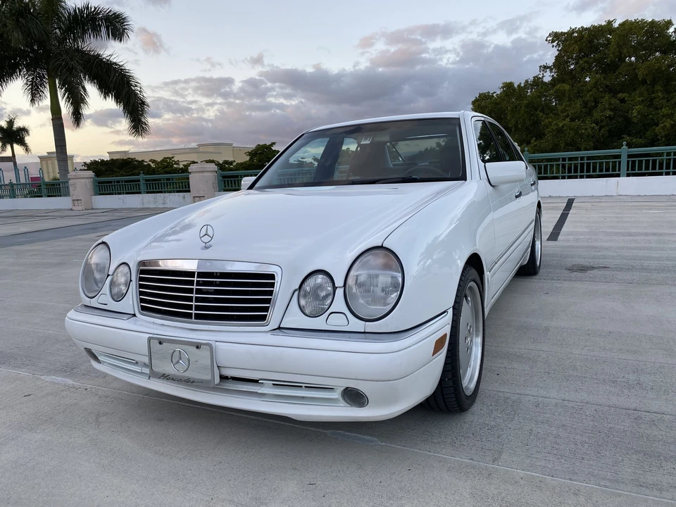 1999 Mercedes-Benz W210 E 36 & E 50 & E 55 & E 60 AMG - Image 4 of 31