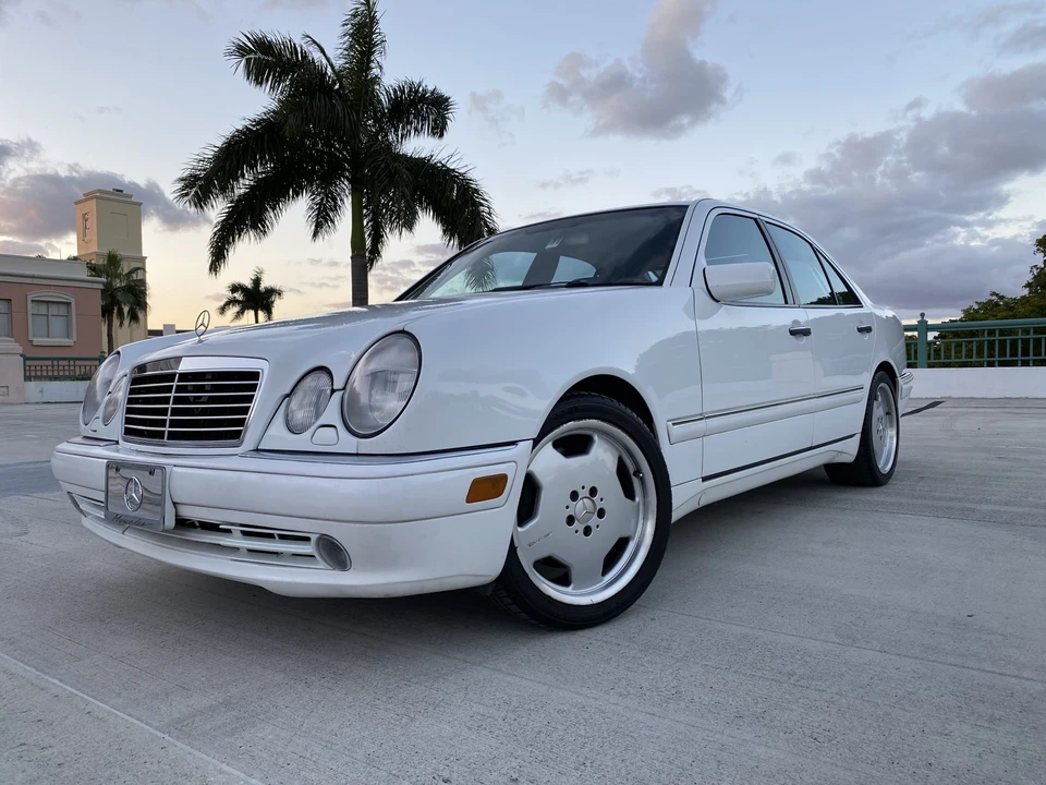 1999 Mercedes-Benz W210 E 36 & E 50 & E 55 & E 60 AMG - Image 2 of 31