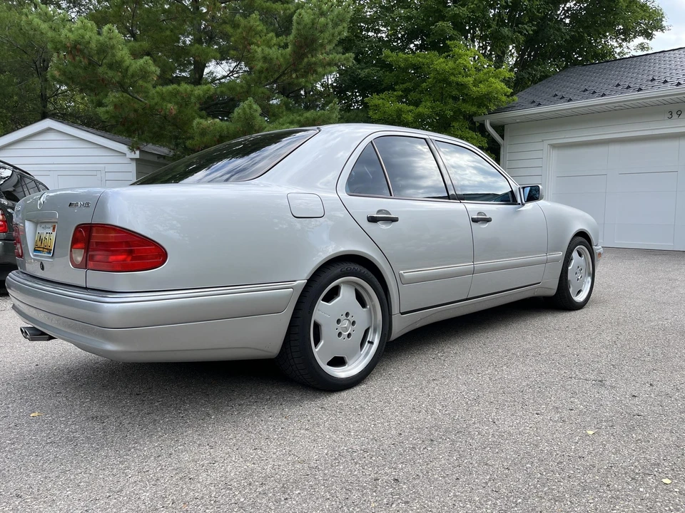 1999 Mercedes-Benz W210 E 36 & E 50 & E 55 & E 60 AMG - Image 13 of 31