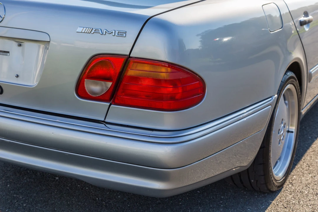 1999 Mercedes-Benz W210 E 36 & E 50 & E 55 & E 60 AMG - Image 26 of 31