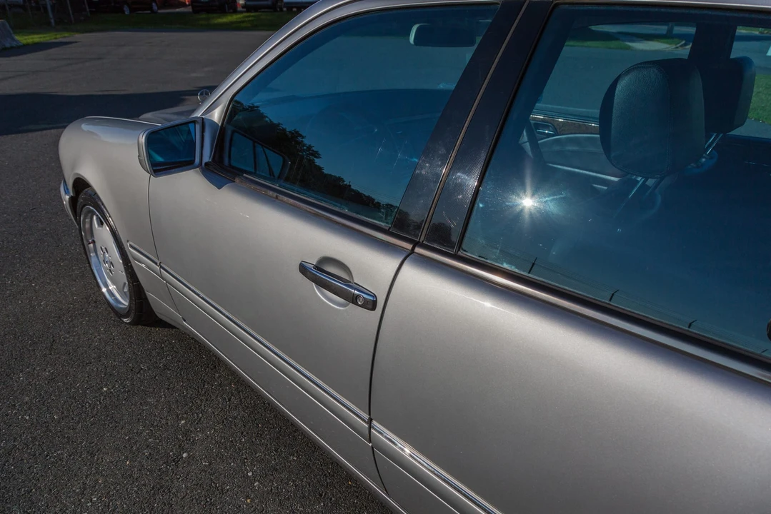 1999 Mercedes-Benz W210 E 36 & E 50 & E 55 & E 60 AMG - Image 28 of 31