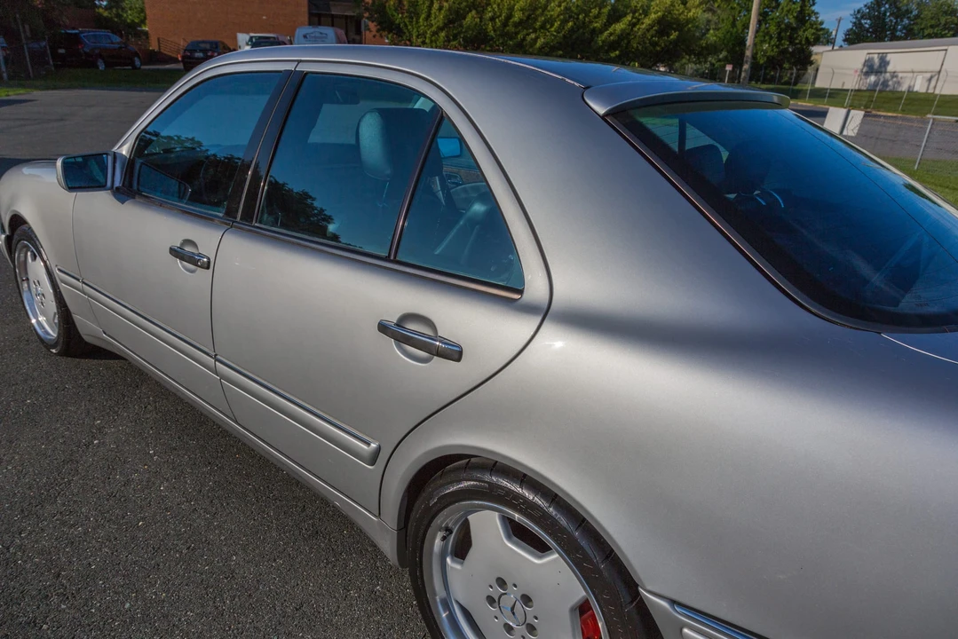 1999 Mercedes-Benz W210 E 36 & E 50 & E 55 & E 60 AMG - Image 29 of 31