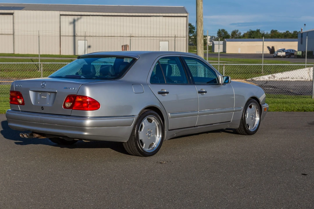 1999 Mercedes-Benz W210 E 36 & E 50 & E 55 & E 60 AMG - Image 19 of 31