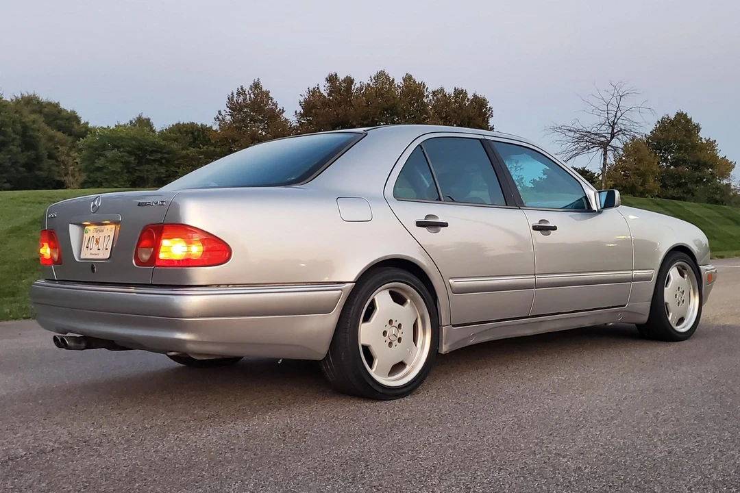 1999 Mercedes-Benz W210 E 36 & E 50 & E 55 & E 60 AMG - Image 4 of 31