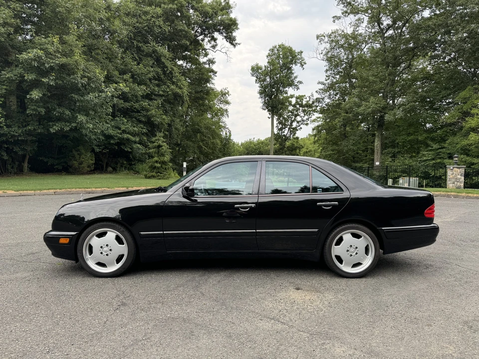 1999 Mercedes-Benz W210 E 36 & E 50 & E 55 & E 60 AMG - Image 2 of 31