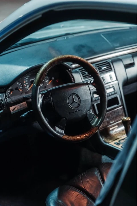1999 Mercedes-Benz W210 E 36 & E 50 & E 55 & E 60 AMG - Image 5 of 18