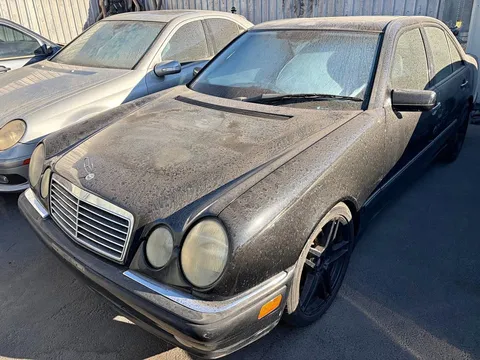 1999 Mercedes-Benz E55 AMG W210
