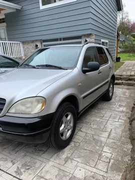 1999 Mercedes-Benz ML320