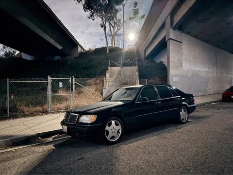 1999 Mercedes-Benz S-Class S 320 LWB Sedan