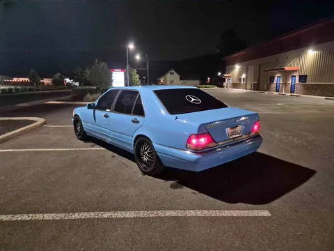 1999 Mercedes-Benz S-Class S 500 Sedan 4D