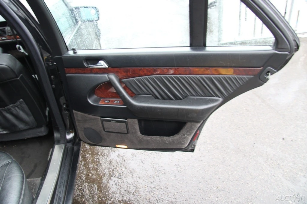 1999 Mercedes-Benz W220 S-Class - Image 21 of 21