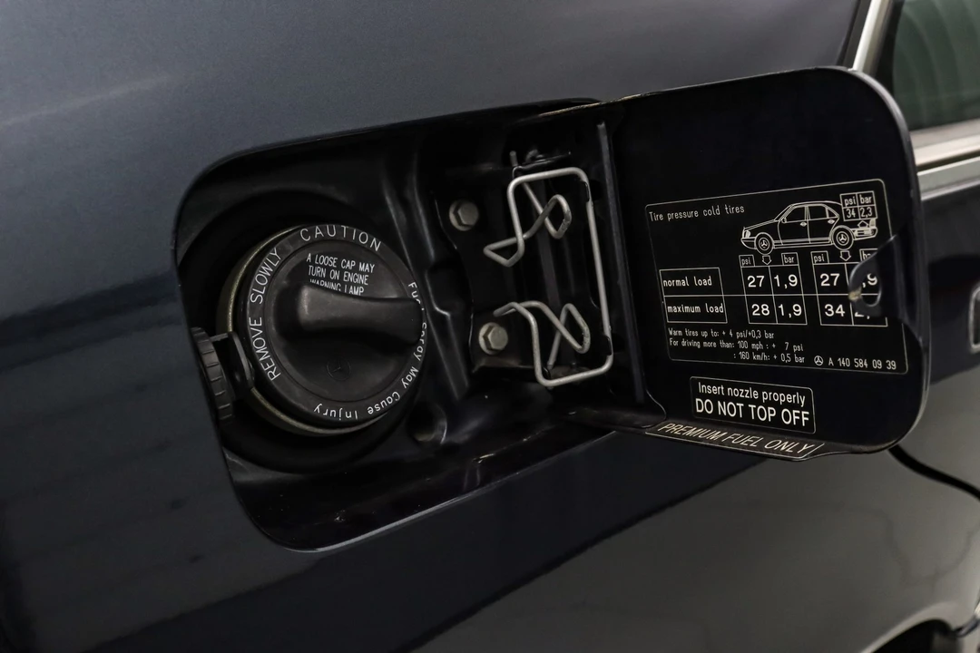 1999 Mercedes-Benz W140 S-Class - Image 15 of 31