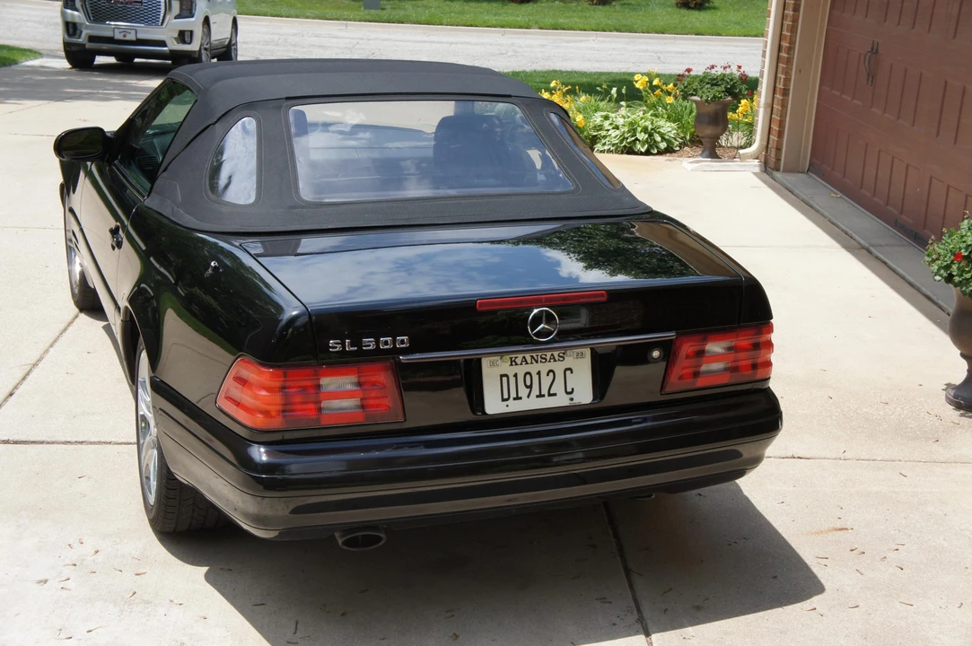 1999 Mercedes-Benz R129 SL-Class - Image 18 of 31