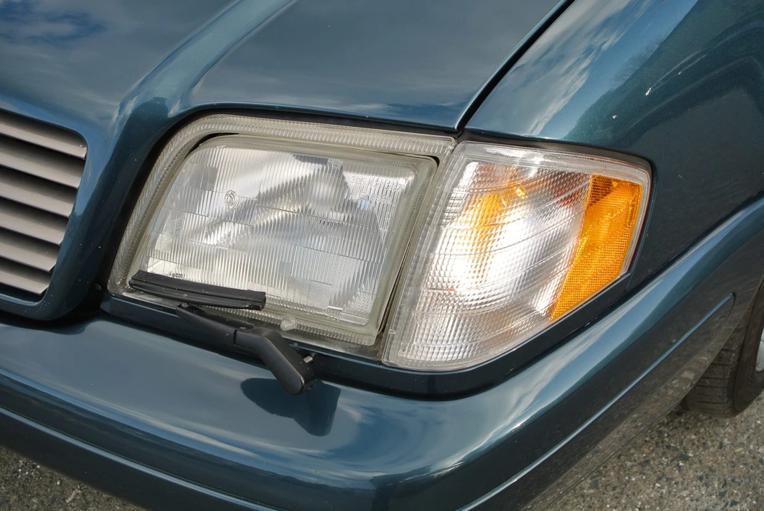 1999 Mercedes-Benz R129 SL-Class - Image 18 of 31