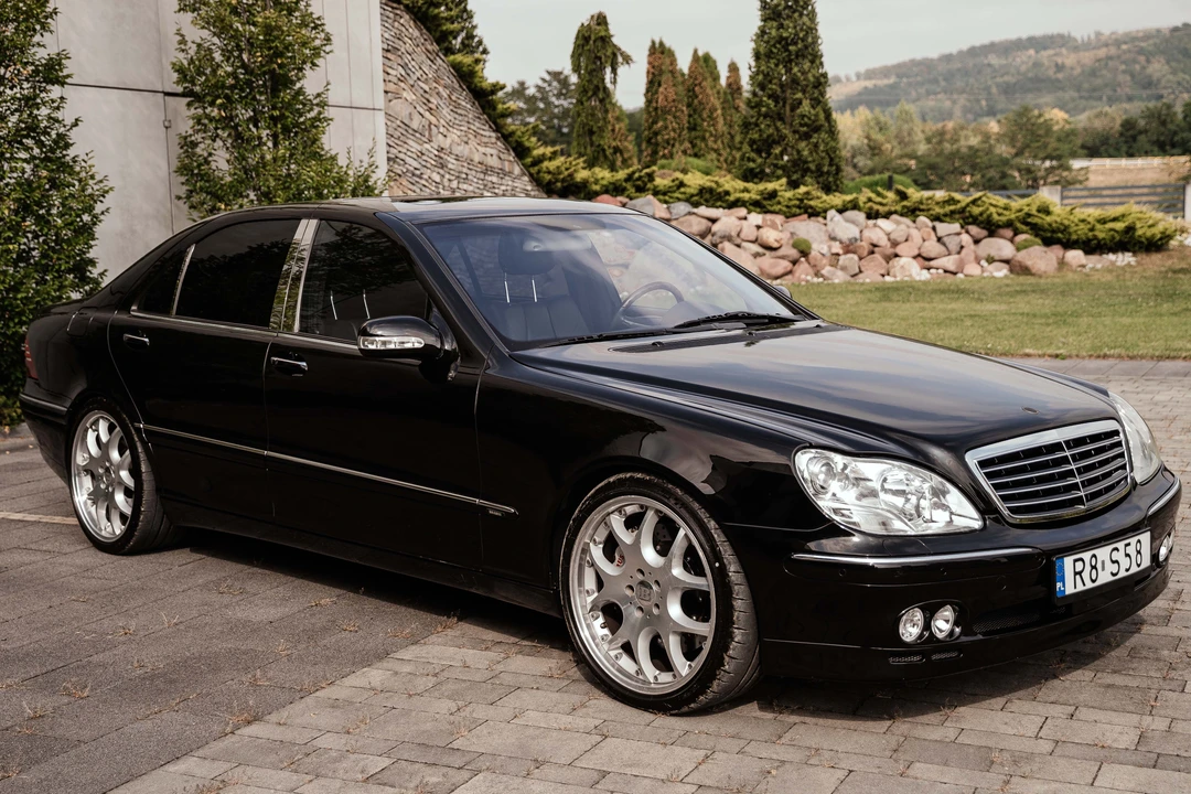 1999 Mercedes-Benz W220 S-Class - Image 9 of 31