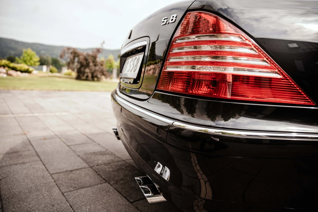 1999 Mercedes-Benz W220 S-Class - Image 15 of 31