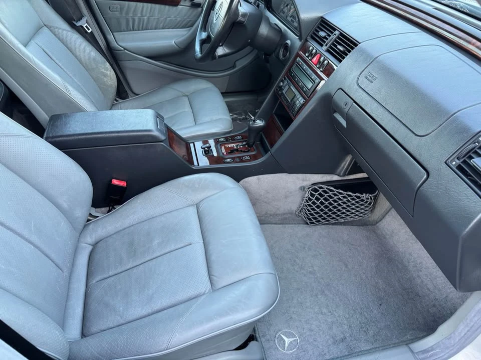 1999 Mercedes-Benz W202 C-Class - Image 13 of 16