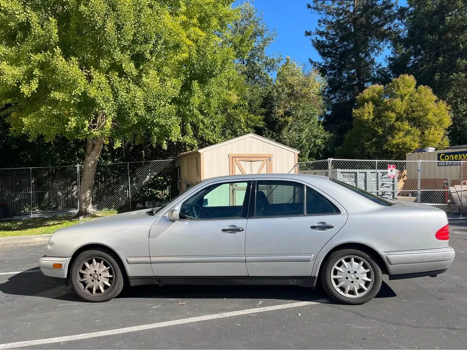1999 Mercedes-Benz W210 E-Class - Image 4 of 10