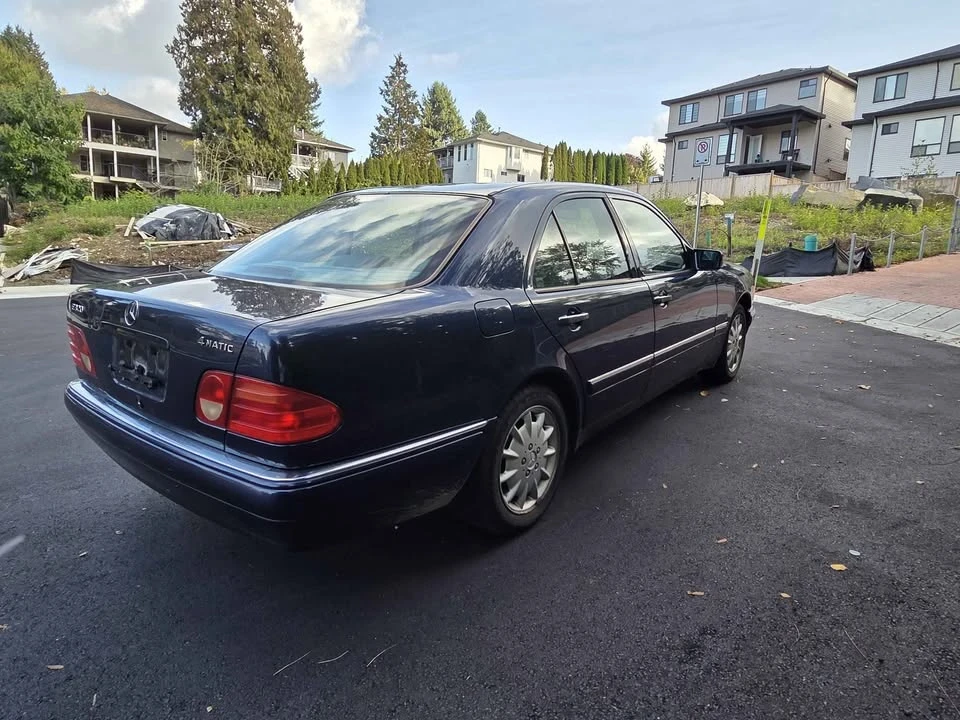1999 Mercedes-Benz W210 E-Class - Image 2 of 12