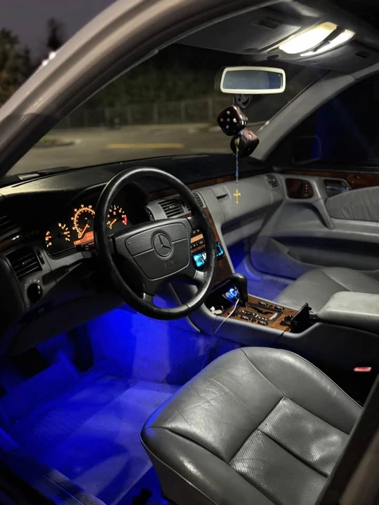 1999 Mercedes-Benz W210 E-Class - Image 10 of 14