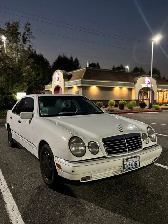 1999 Mercedes-Benz W210 E-Class - Image 4 of 14