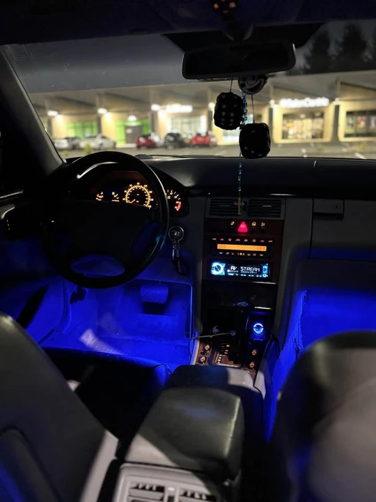 1999 Mercedes-Benz W210 E-Class - Image 11 of 14