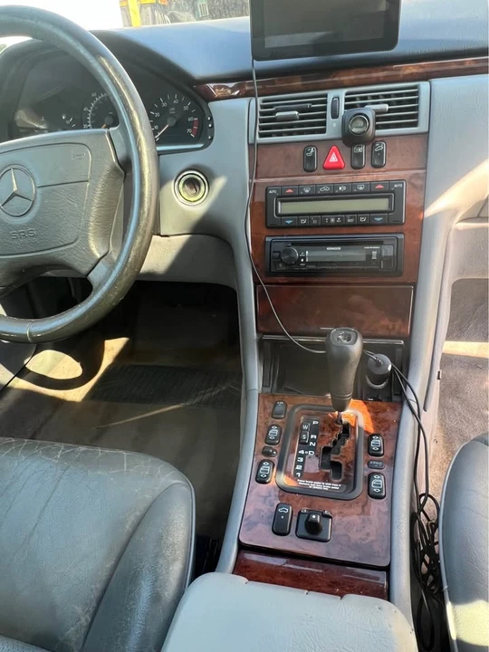 1999 Mercedes-Benz W210 E-Class - Image 7 of 16