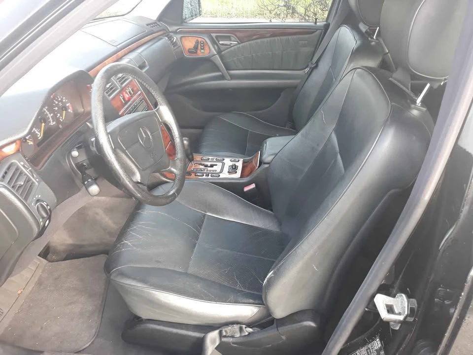 1999 Mercedes-Benz W210 E-Class - Image 9 of 12